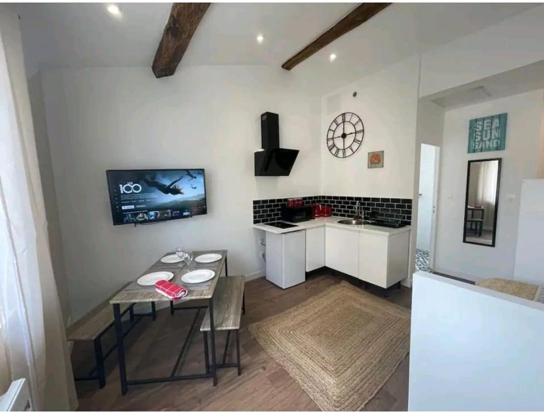 The California Dream - Hyper-Centre - 2Mn Gare Sncf - Wifi Netflix Gratuit Apartment Niort Exterior photo